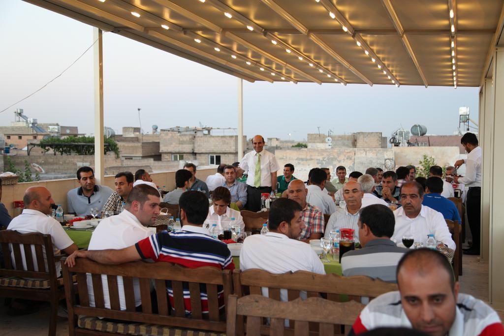 Turkmen Konagi Bed & Breakfast Sanliurfa Bagian luar foto